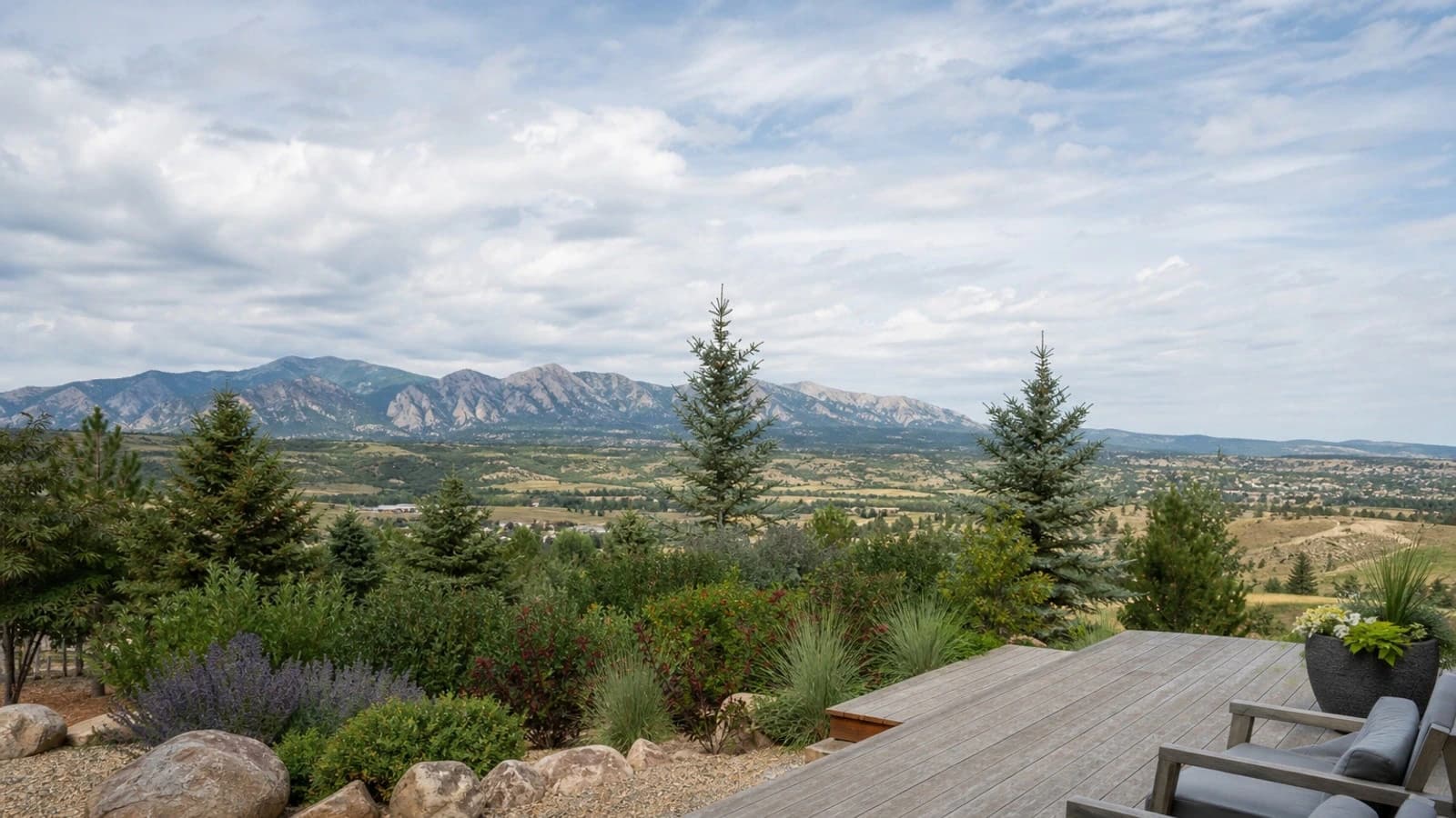 Superior Colorado backyard and hardscape